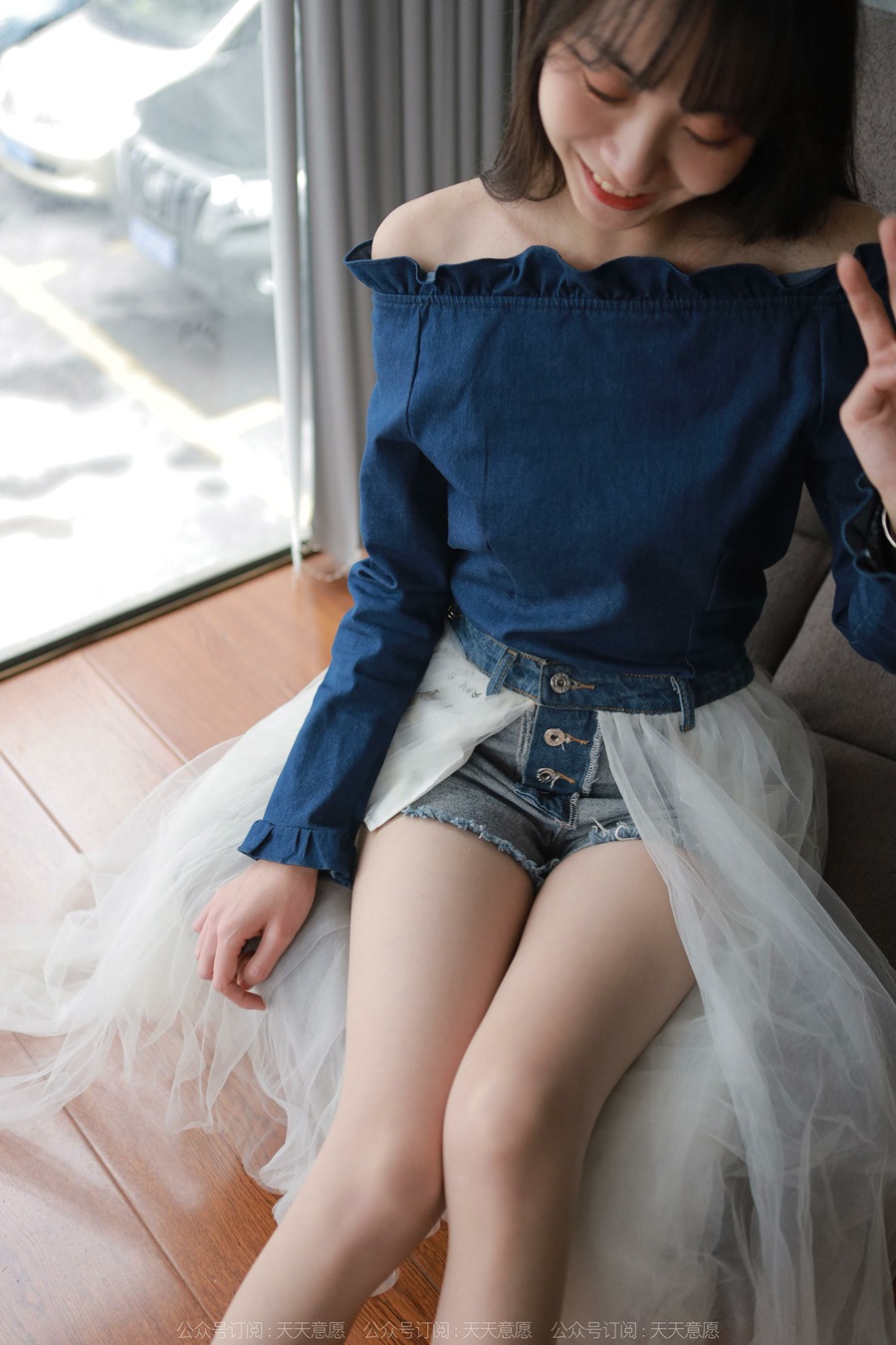 [IESS异思趣向] 耽丝 220121 团团的长腿纱裙 [95P/105MB]