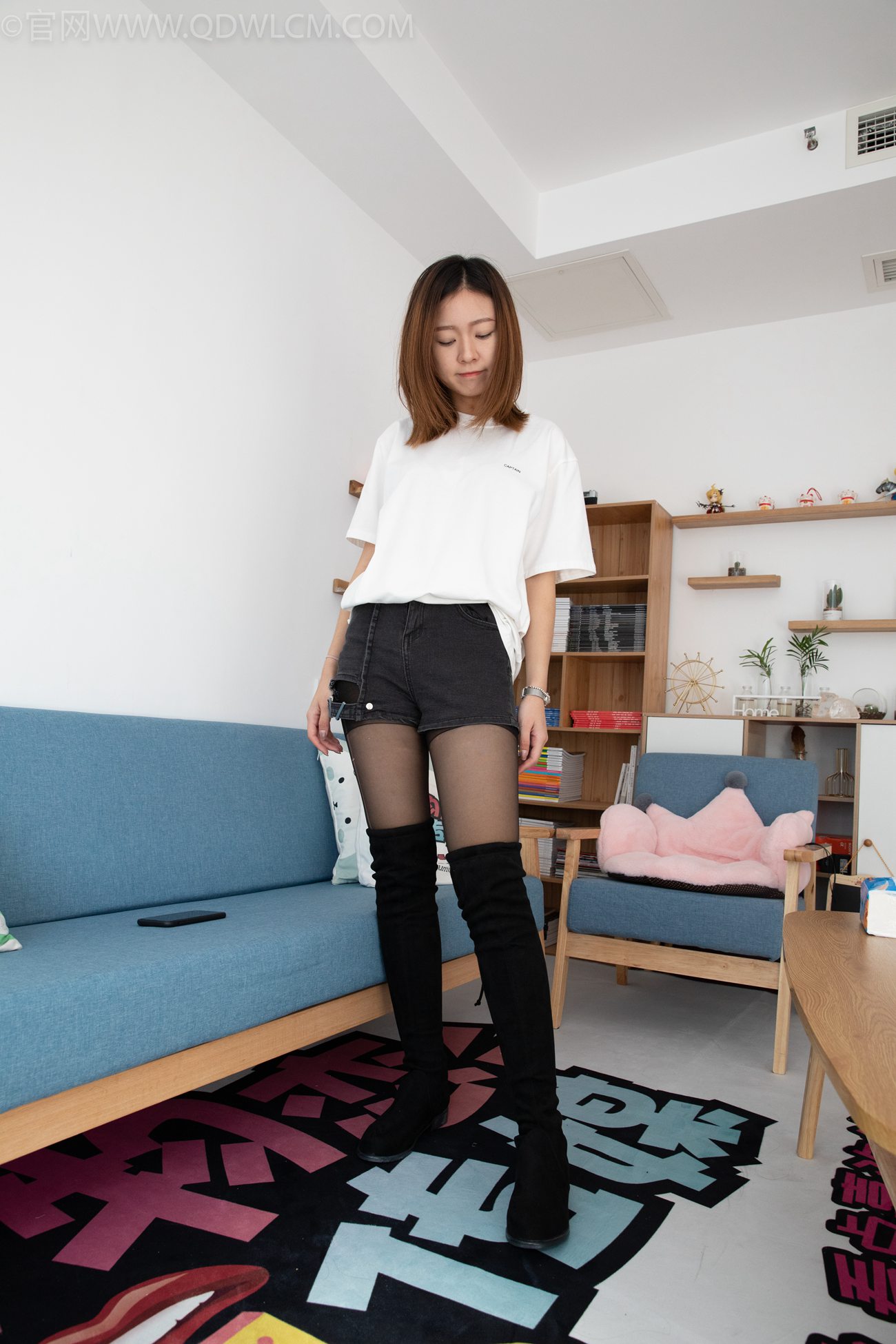 物恋传媒 NO.995 婷婷-花开花落[144P/1V/3.86GB]