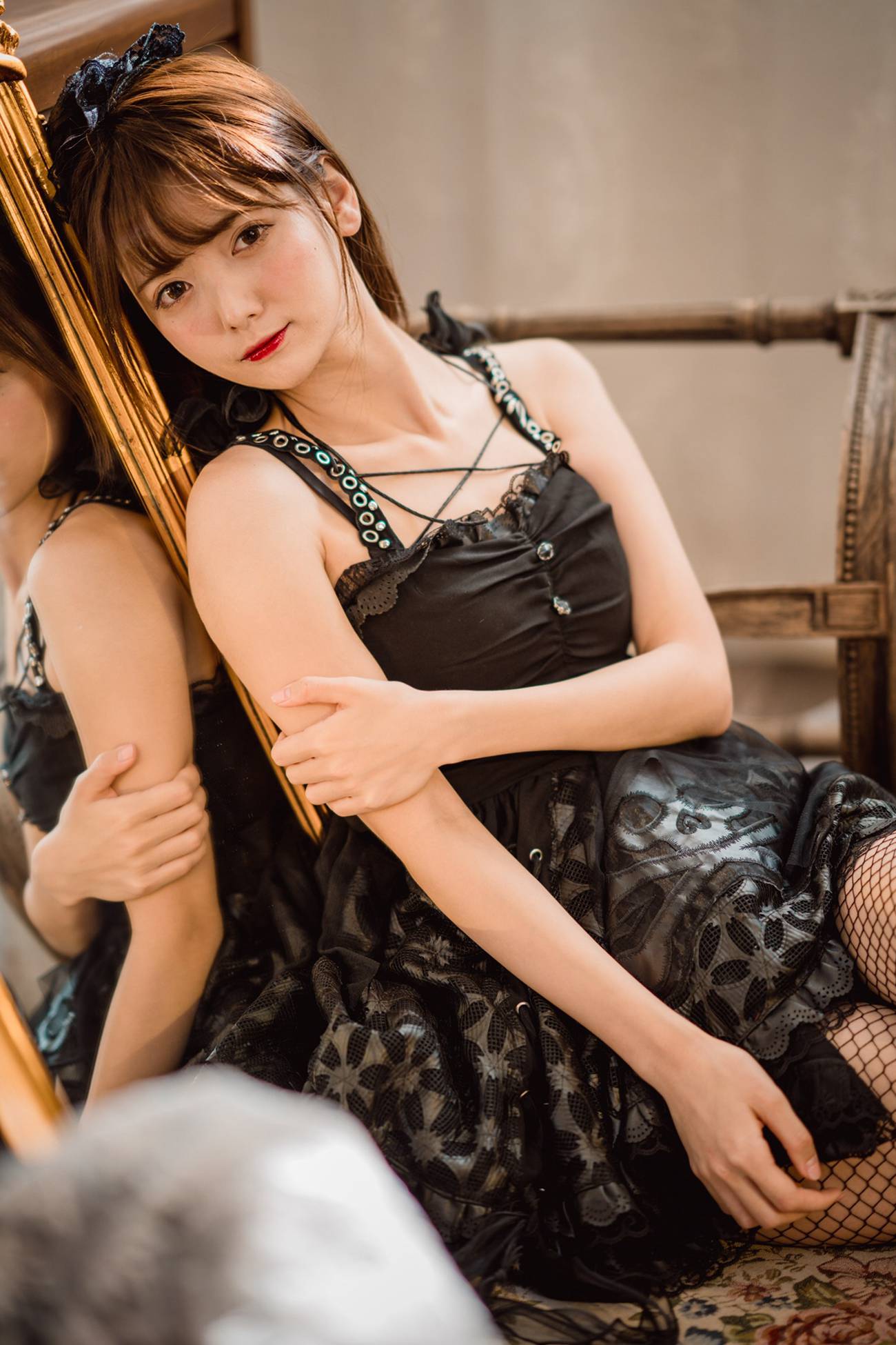 陆卿卿kyokyo – 洛丽塔 [9P/16.3MB]