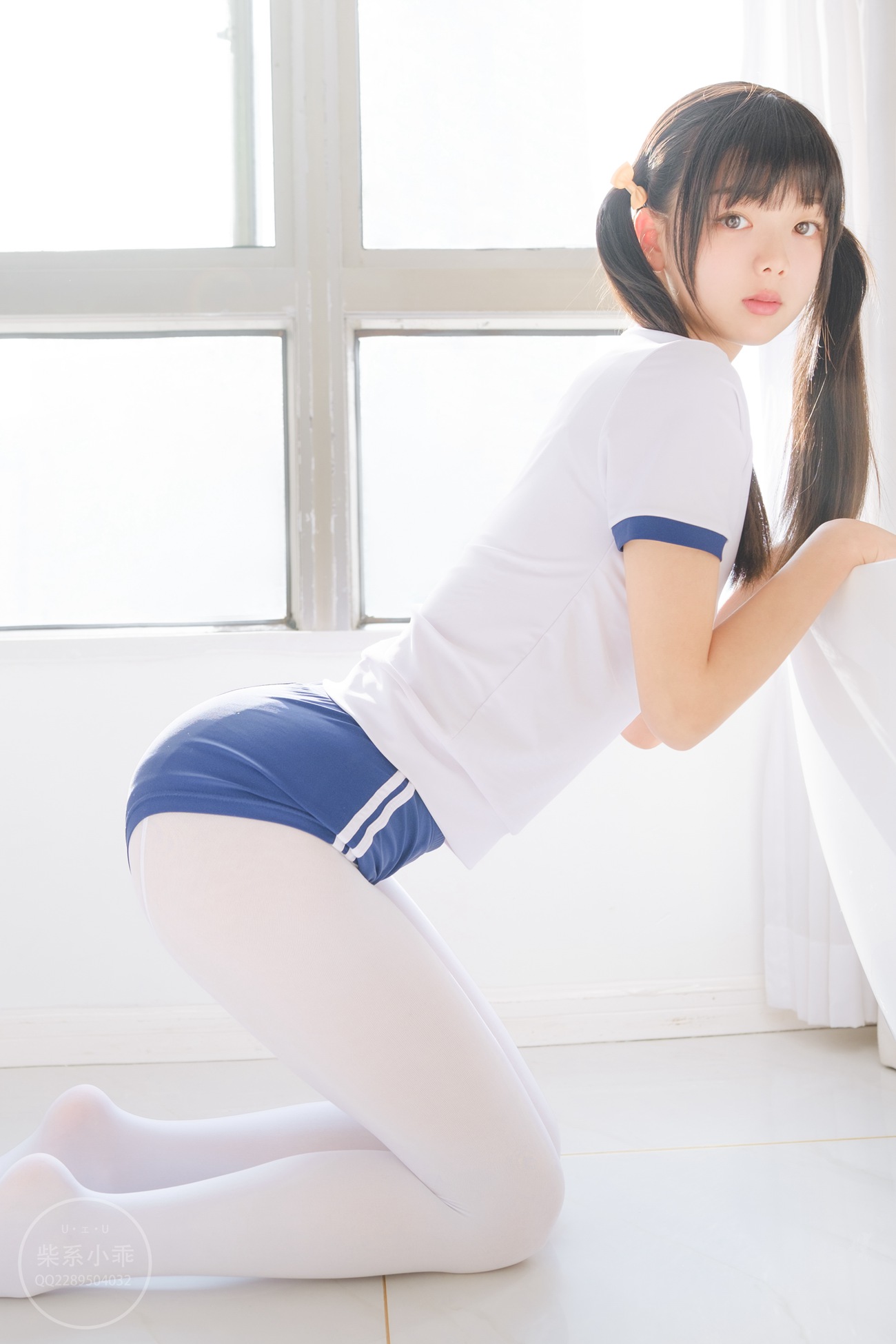 柴系小乖(稚乖画册) – 体操服 [70P/1V/1.60GB]