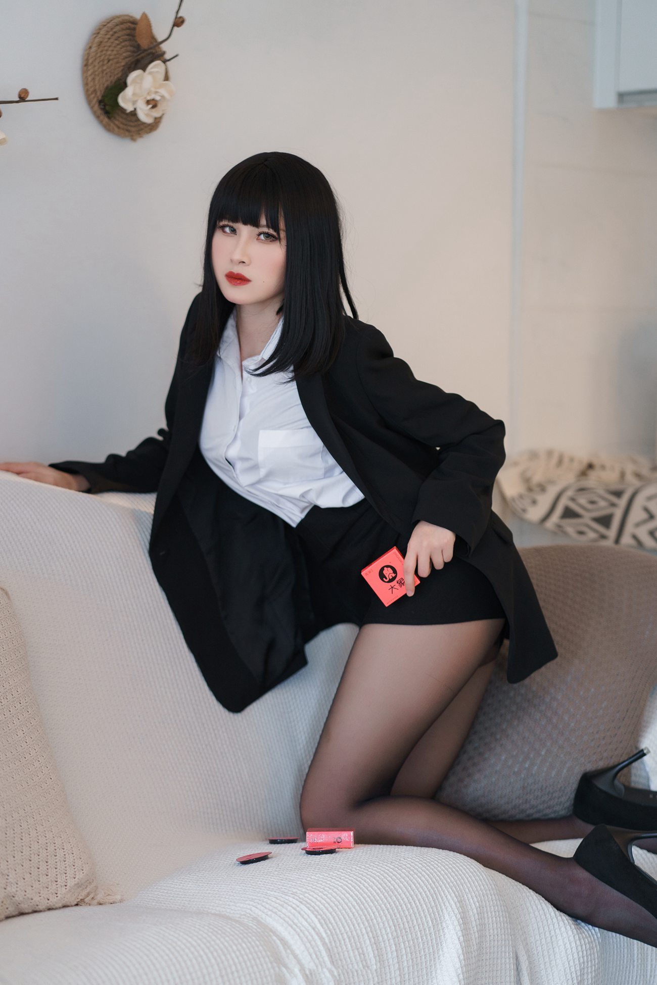 动漫博主田璐璐 - OL本 [33P/57MB]