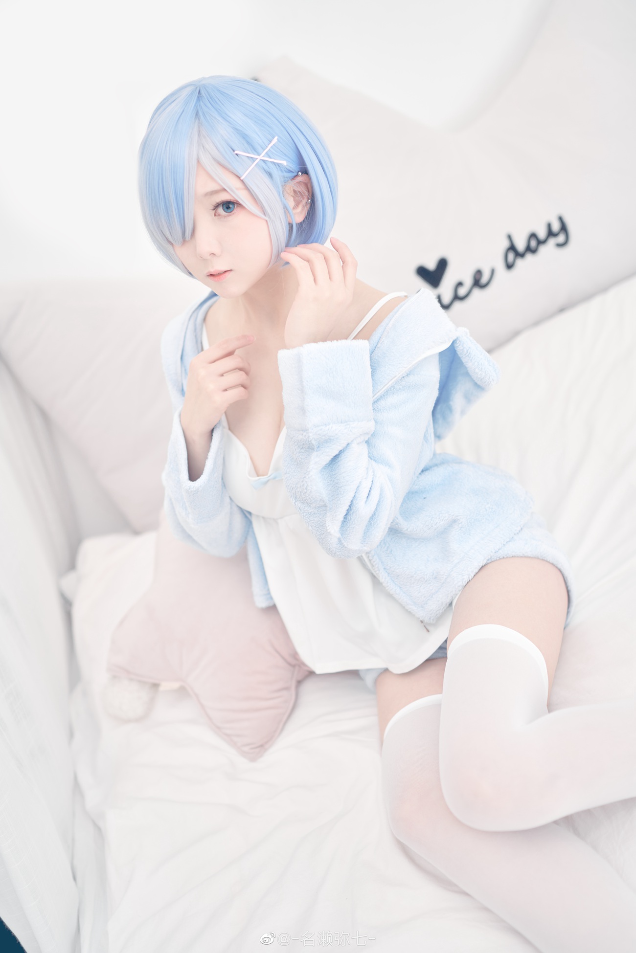 名濑弥七 – 蕾姆 [22P/169MB]