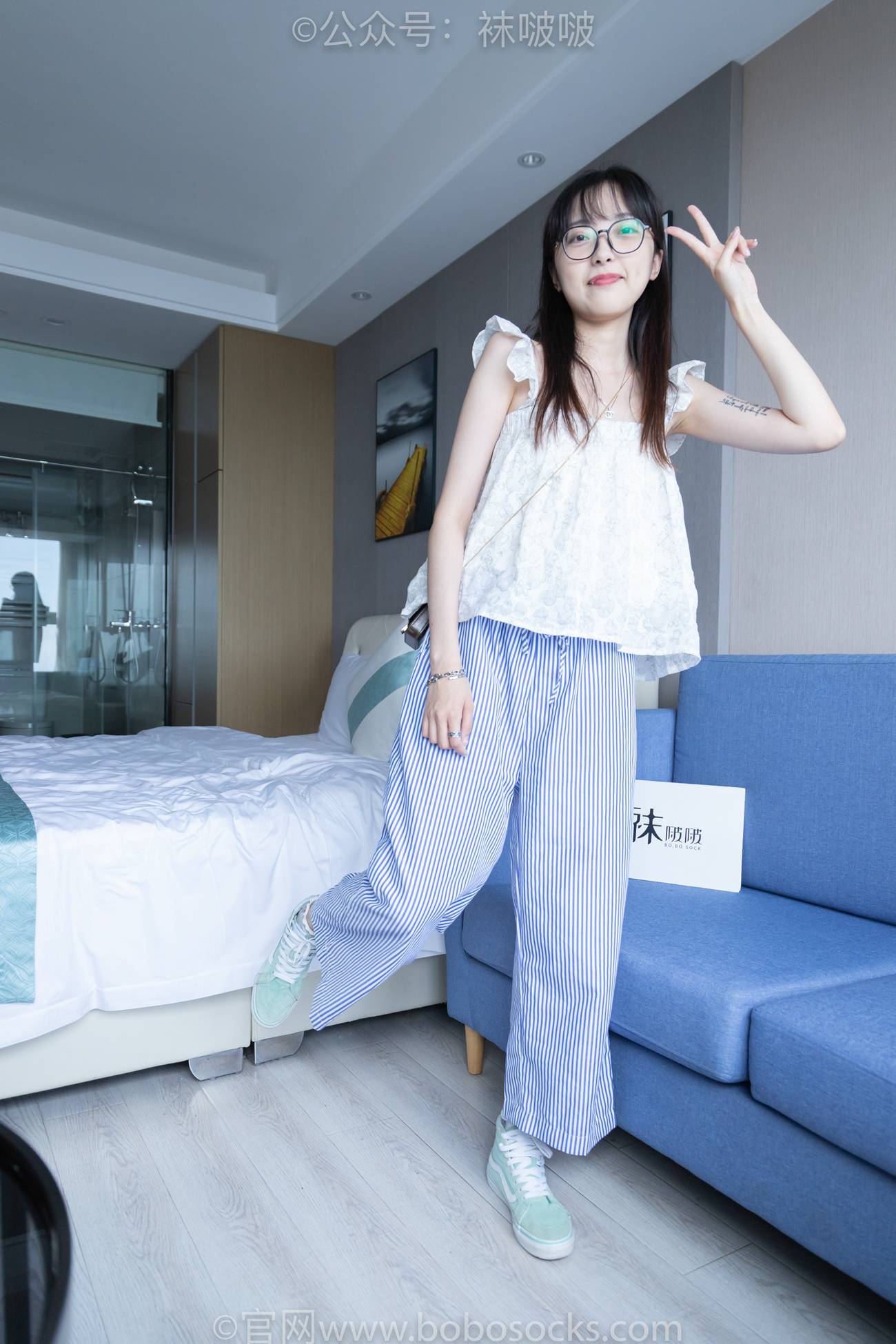 [BoBoSocks袜啵啵]NO.027 稚予- vans、白色棉袜、肉丝 [136P/1V/3.35GB]