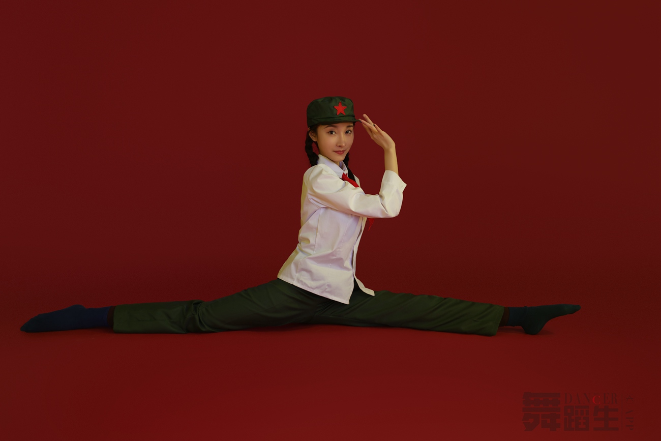 [GALLI嘉丽]舞蹈生日记 093 – 芳华 张樱山 [52P/360MB]