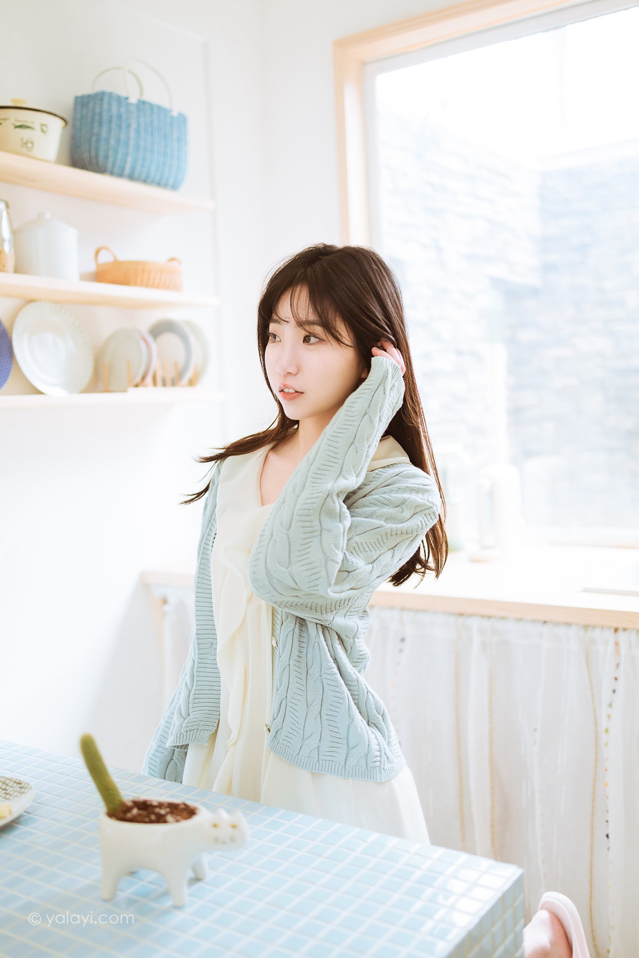 [YALAYI雅拉伊] 2022.04.08 NO.917 优雅永不过时 小乔[47P/397MB]