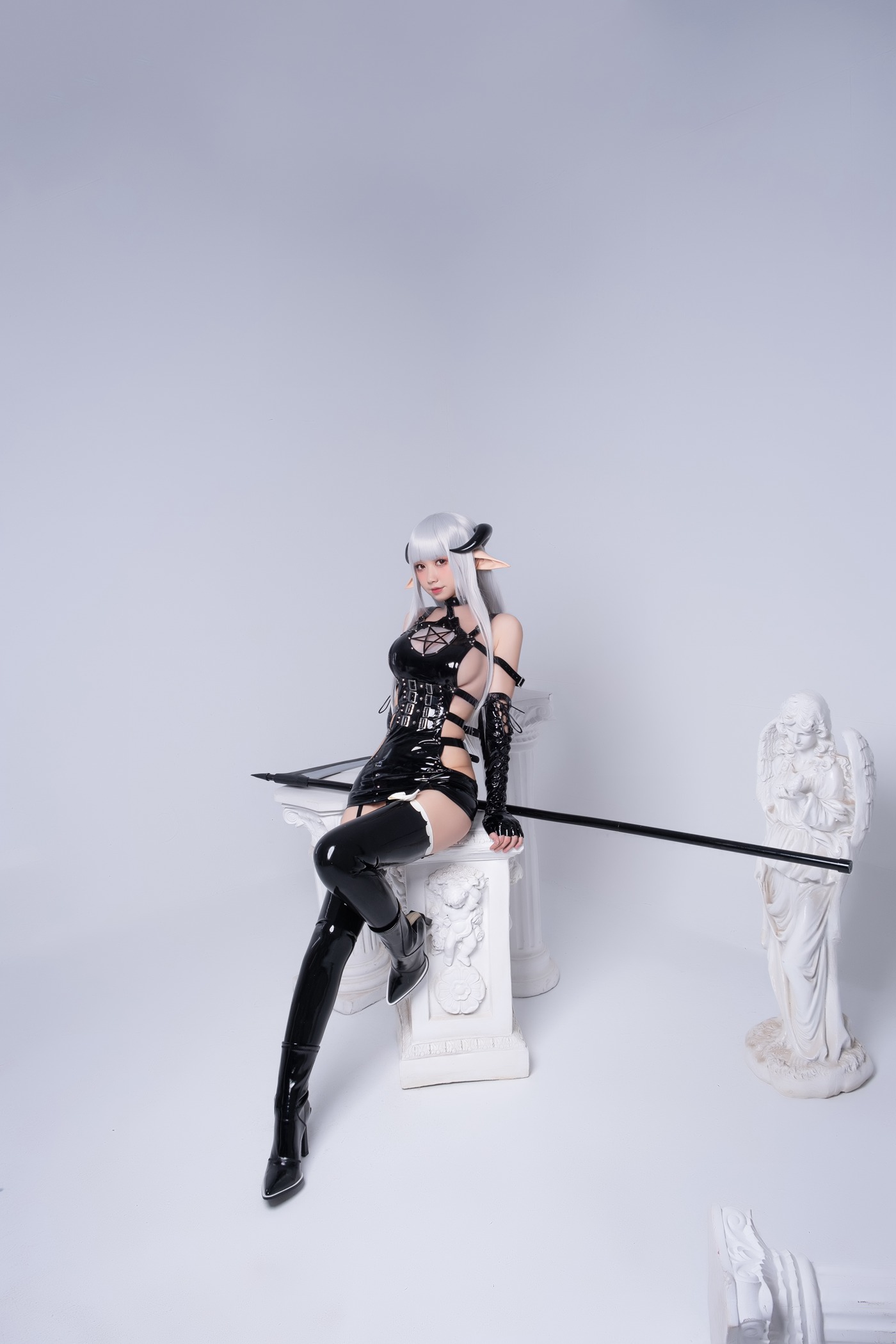 izumi泉桃子 - 死神[83P/519MB]