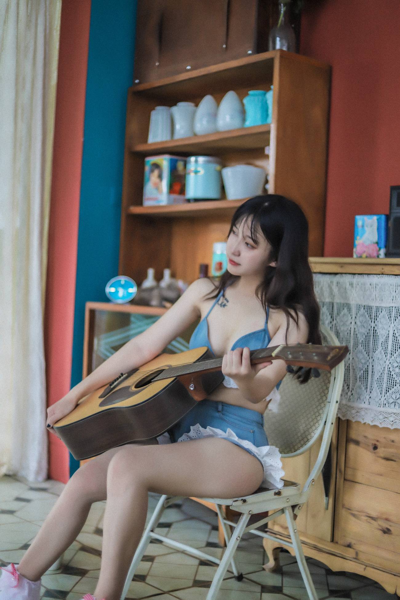 奇行家狗崽 - 桃子听蝉 [22P/91.5MB]