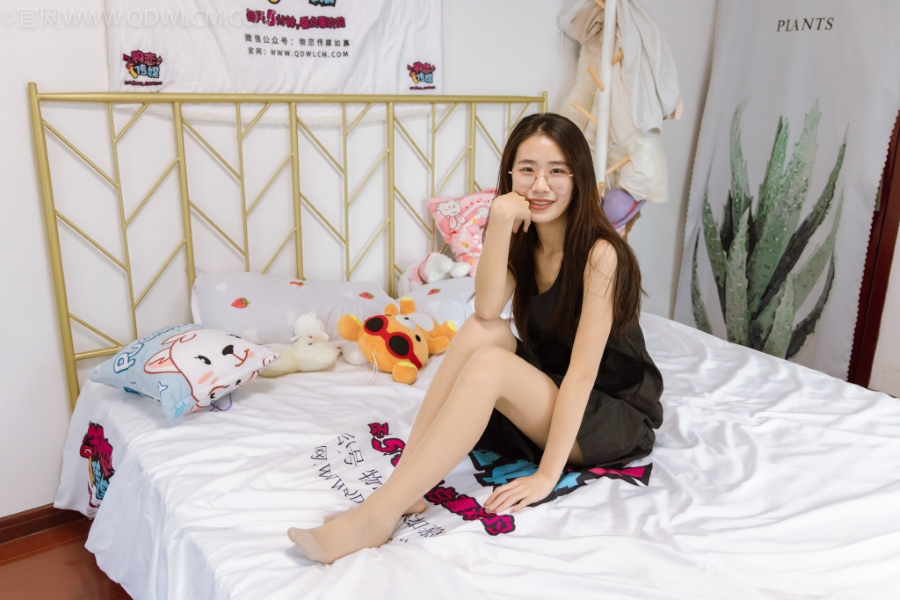 物恋传媒 NO.1009 菜菜[138P/1V/4.69GB]