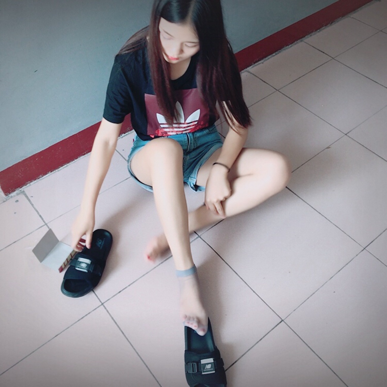 学妹校园寝室短丝系列018期 李欢 [112P/370MB]