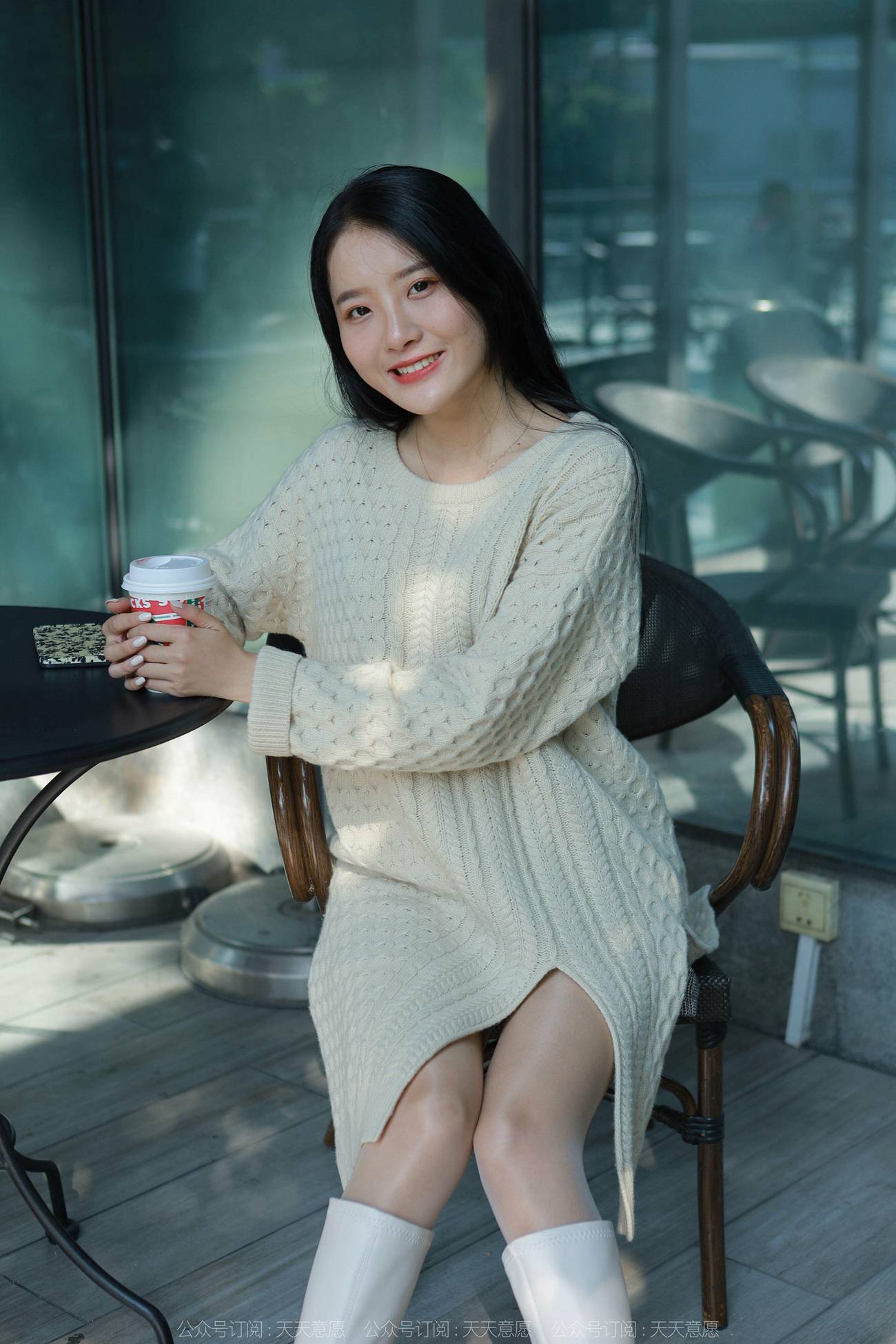 [IESS异思趣向] 2022.01.18 丝享家990：婉萍《白靴公主》[84P/135MB]