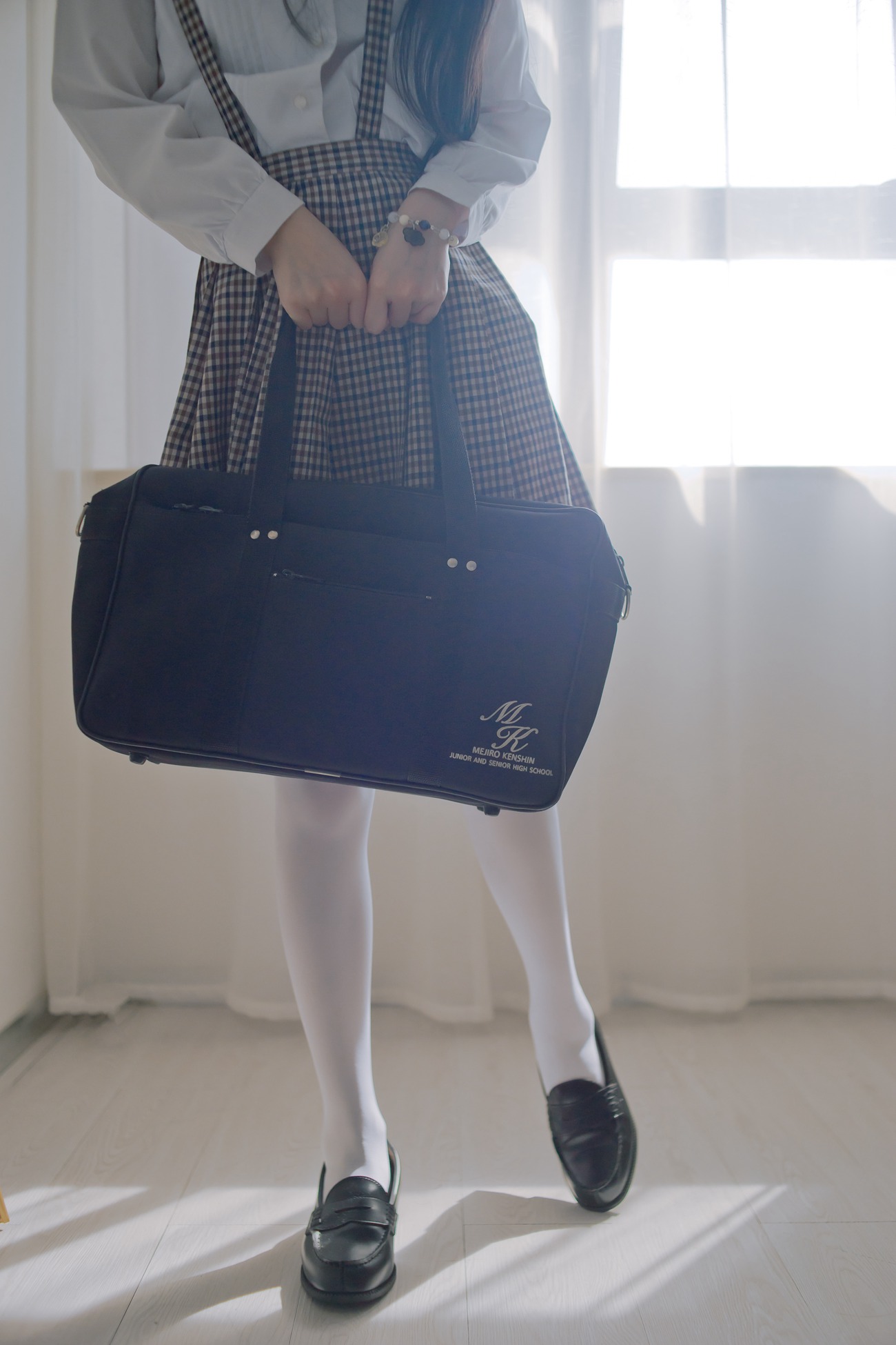 木花琳琳是勇者 - 名校大小姐爱欲沉沦 生〇台中学·前篇 [19P/2V/395MB]