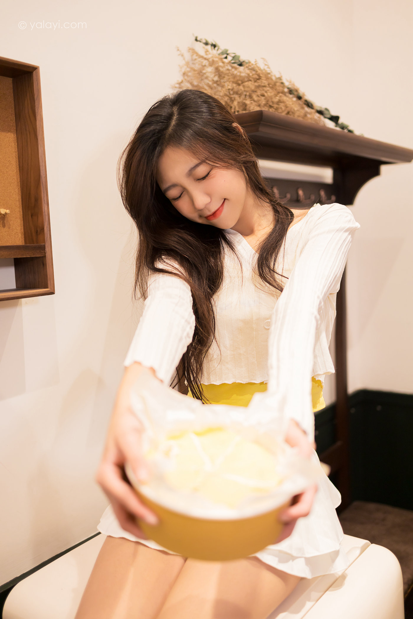 [YALAYI雅拉伊] 2022.04.29 NO.926 太幸运 梓瑶[47P/440MB]