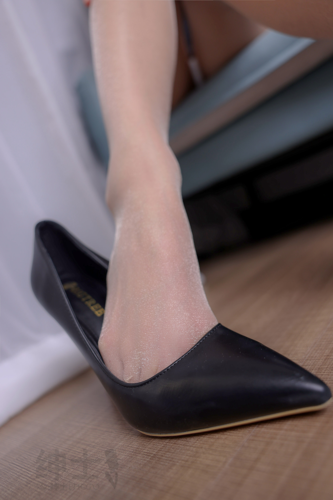 SHENSHI绅士 – SS060 冰冰 [47P/264MB]