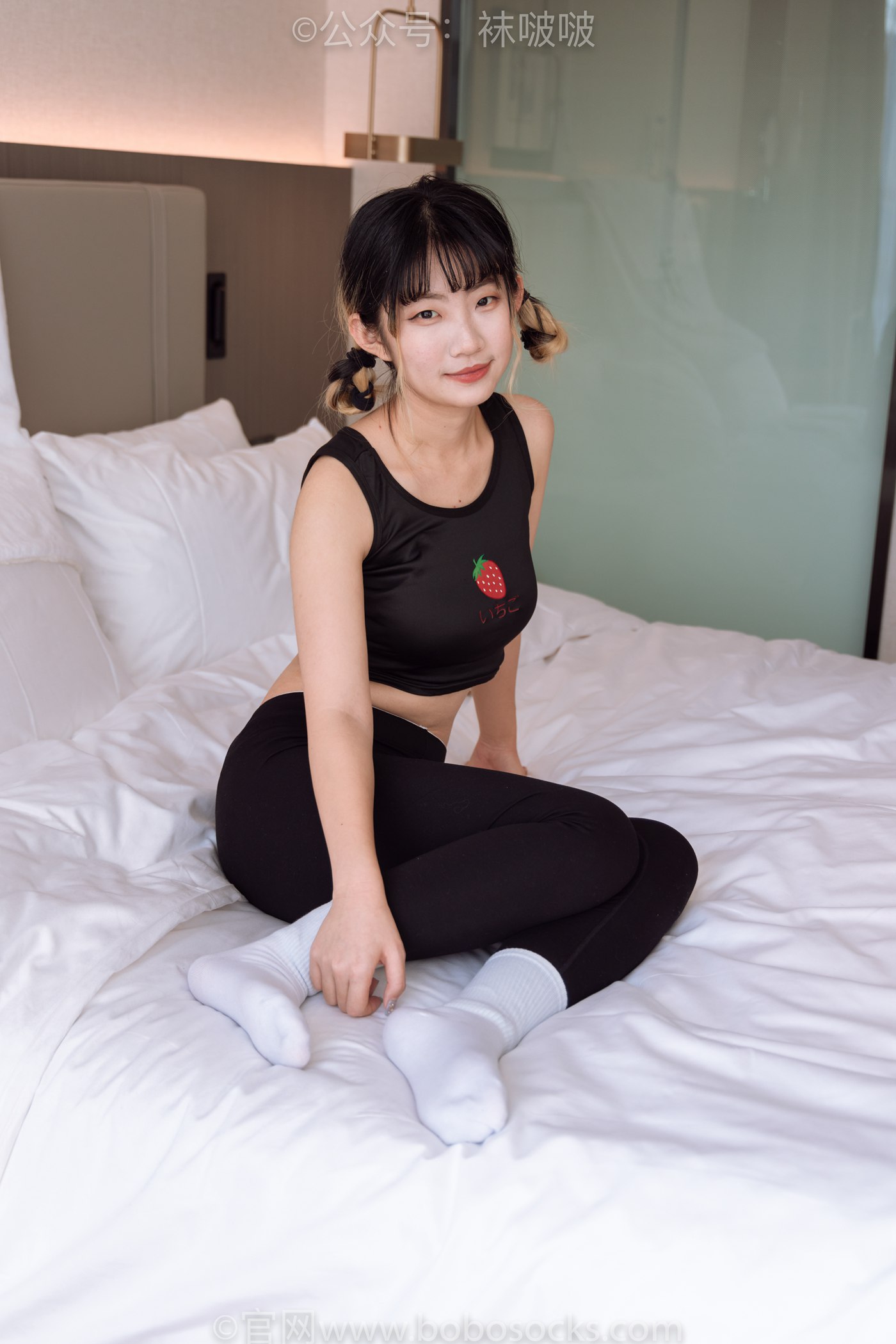 [BoBoSocks袜啵啵]NO.059 砂糖-AJ板鞋、白棉袜、裸足 [142P/1V/6.72GB]