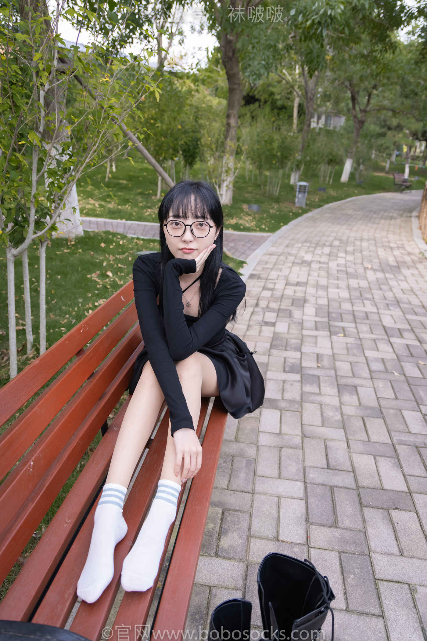 [BoBoSocks袜啵啵]NO.040 稚予-长靴、白棉袜、肉丝 [137P/1V/4.81GB]