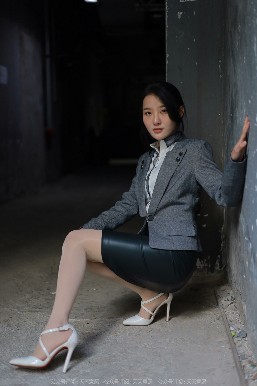 [IESS异思趣向] 耽丝 220216转角遇到婉萍 [80P/93MB]