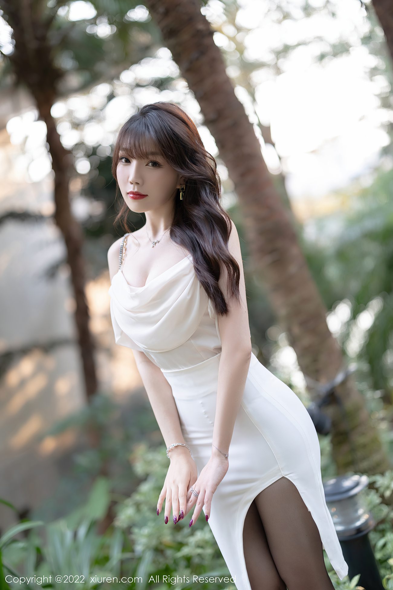 [Xiuren秀人网]2022.04.22 NO.4913 芝芝Booty[72+1P/566MB]