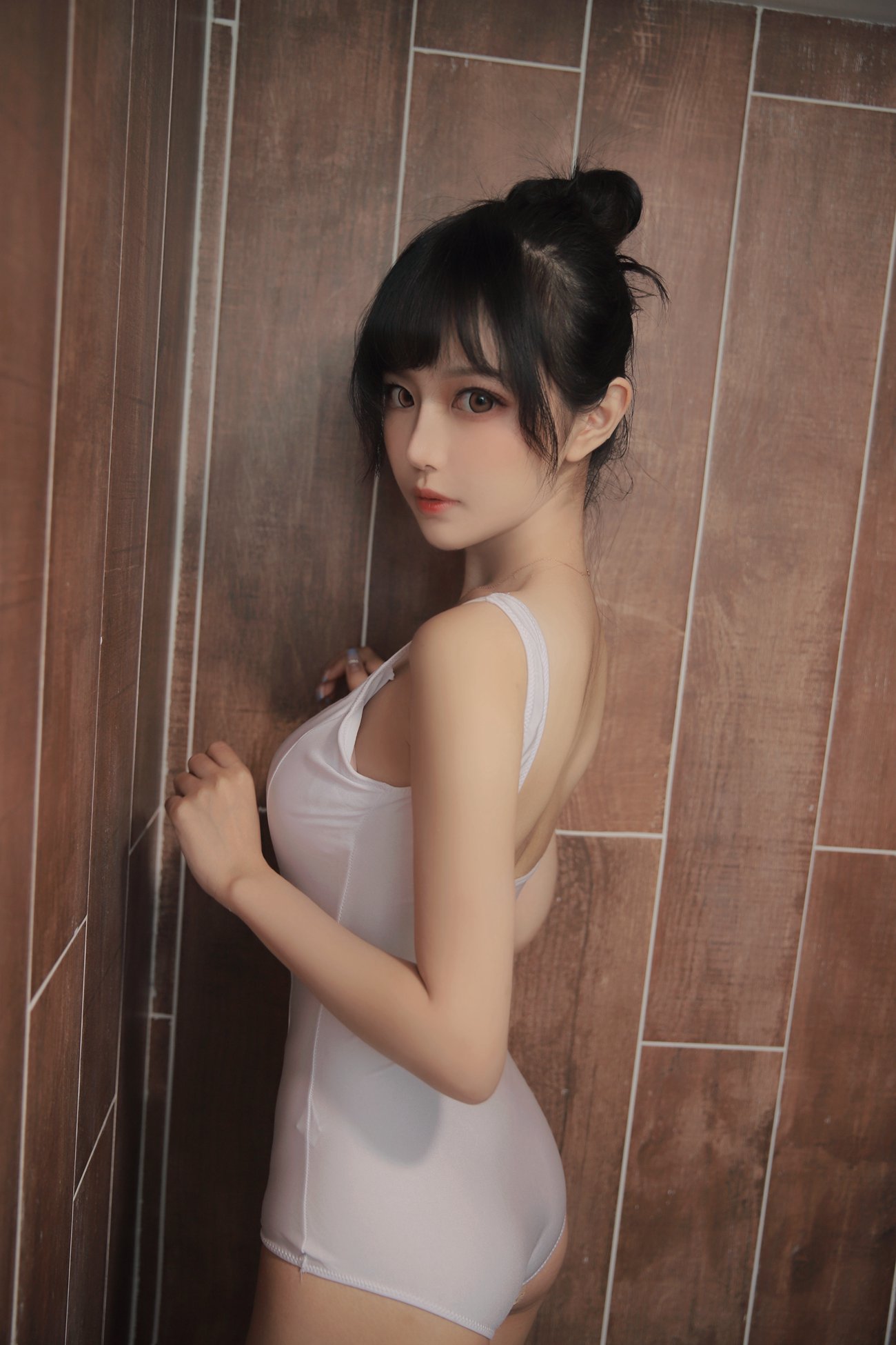 Shika小鹿鹿 - 半透浴室 [22P/50MB]