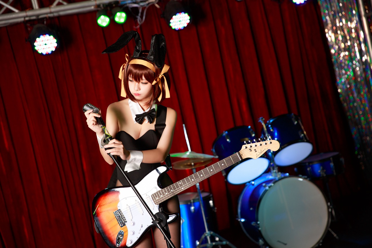 动漫博主G44不会受伤 - 凉宫 兔女郎 [17P/36MB]