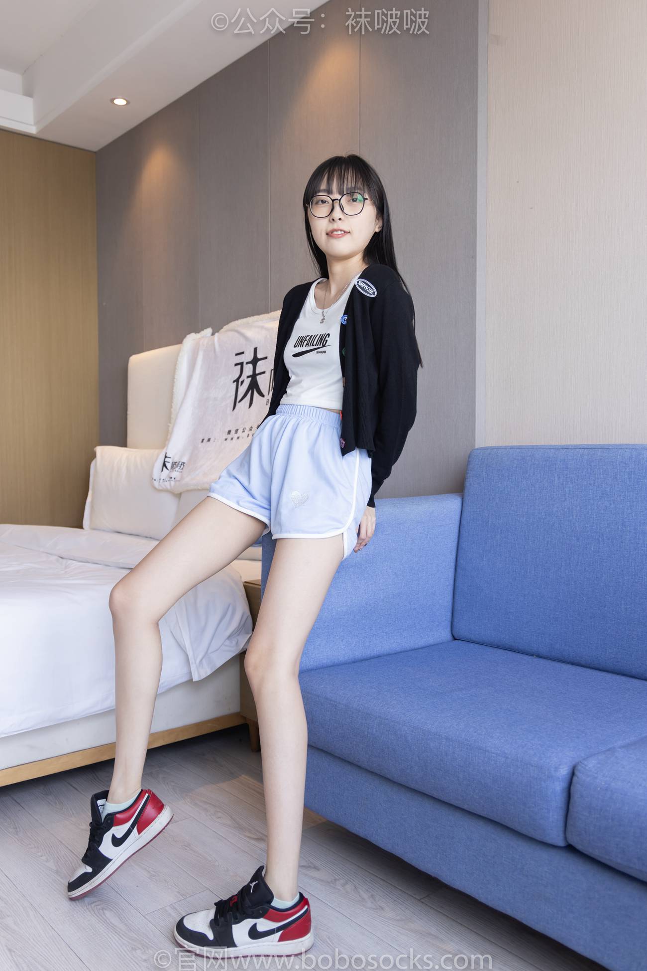 [BoBoSocks袜啵啵]NO.081 稚予- AJ、浅黄色短棉袜、浅蓝色短棉袜、裸足 [145P/1V/5.94GB]