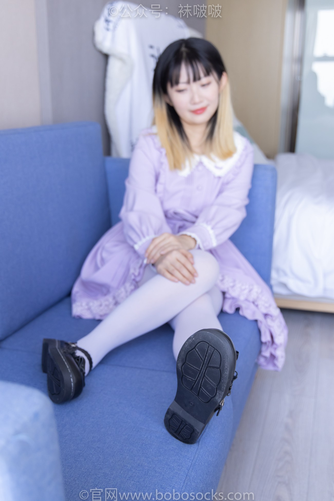 [BoBoSocks袜啵啵]NO.079 砂糖-皮鞋、厚白丝 [140P/1V/6.88GB]