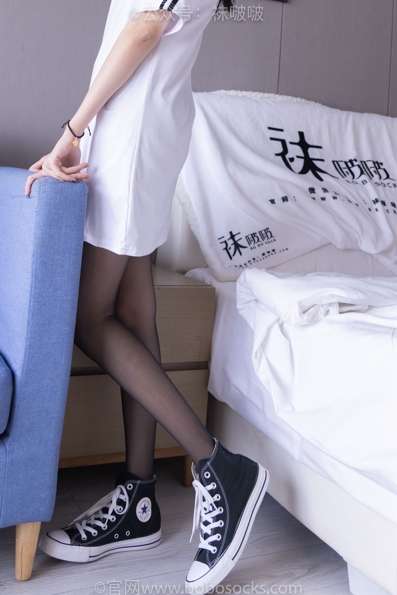 [BoBoSocks袜啵啵]NO.067 稚予-匡威帆布鞋、黑丝 [125P/1V/4.83GB]