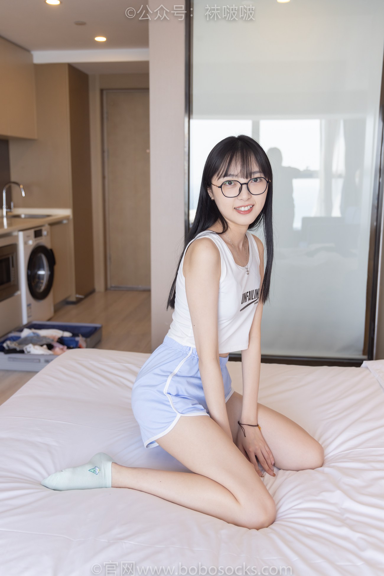 [BoBoSocks袜啵啵]NO.081 稚予- AJ、浅黄色短棉袜、浅蓝色短棉袜、裸足 [145P/1V/5.94GB]