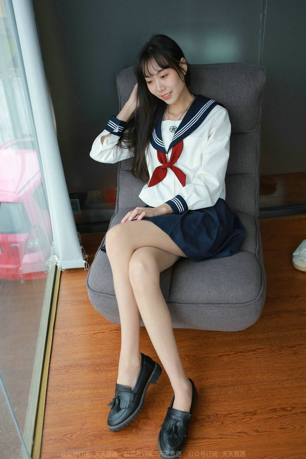 [IESS异思趣向] 2022.03.03 丝享家1018：团团《可爱JK装》[82P/81MB]