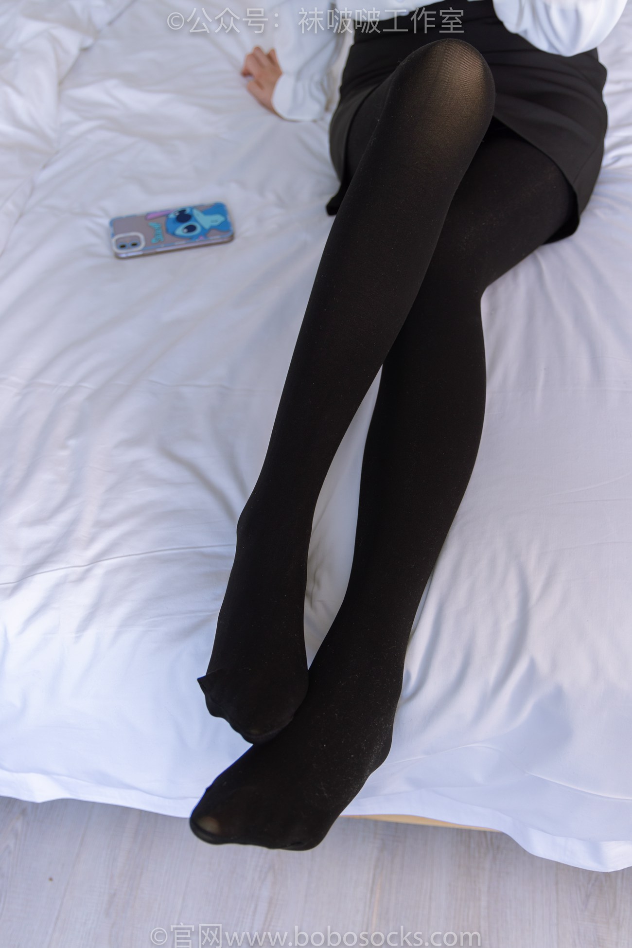 [BoBoSocks袜啵啵]NO.090 小甜豆-高跟鞋、厚黑丝[140P/1V/6.74GB]