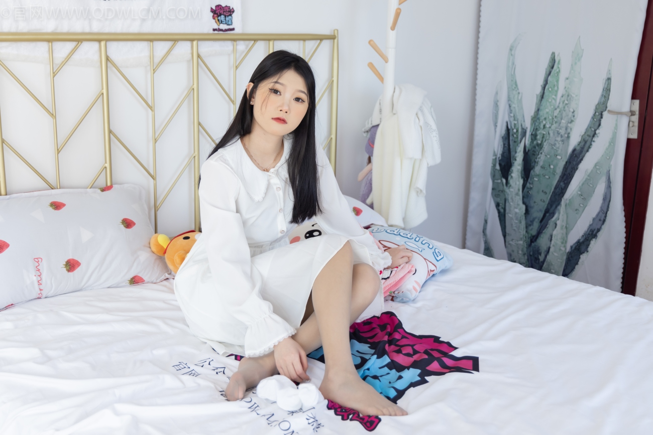 物恋传媒 NO.1049 小竹-白的色彩[140P/1V/3.29GB]