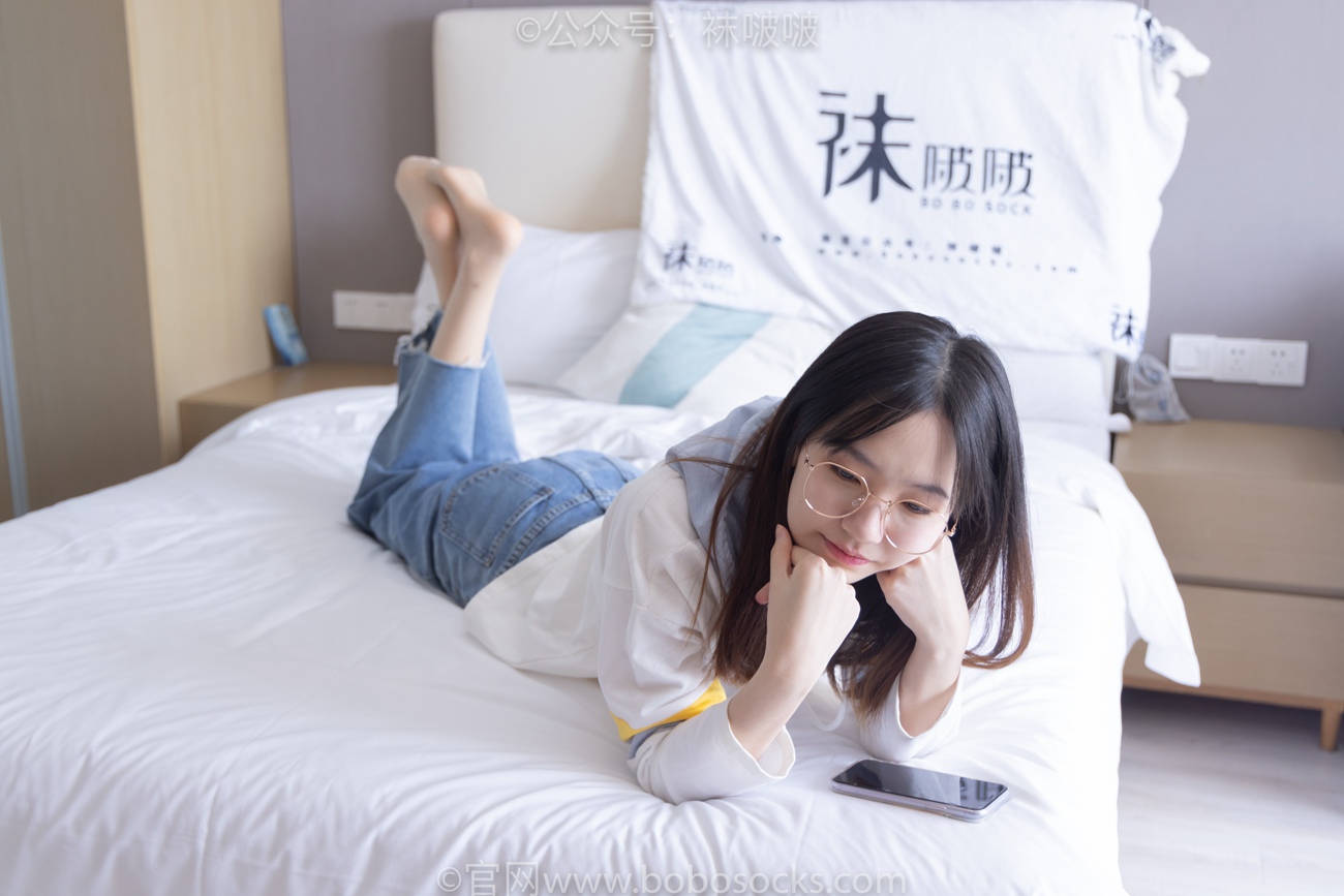 [BoBoSocks袜啵啵]NO.080 小甜豆-帆布鞋、白棉袜、肉丝 [140P/1V/6.63GB]