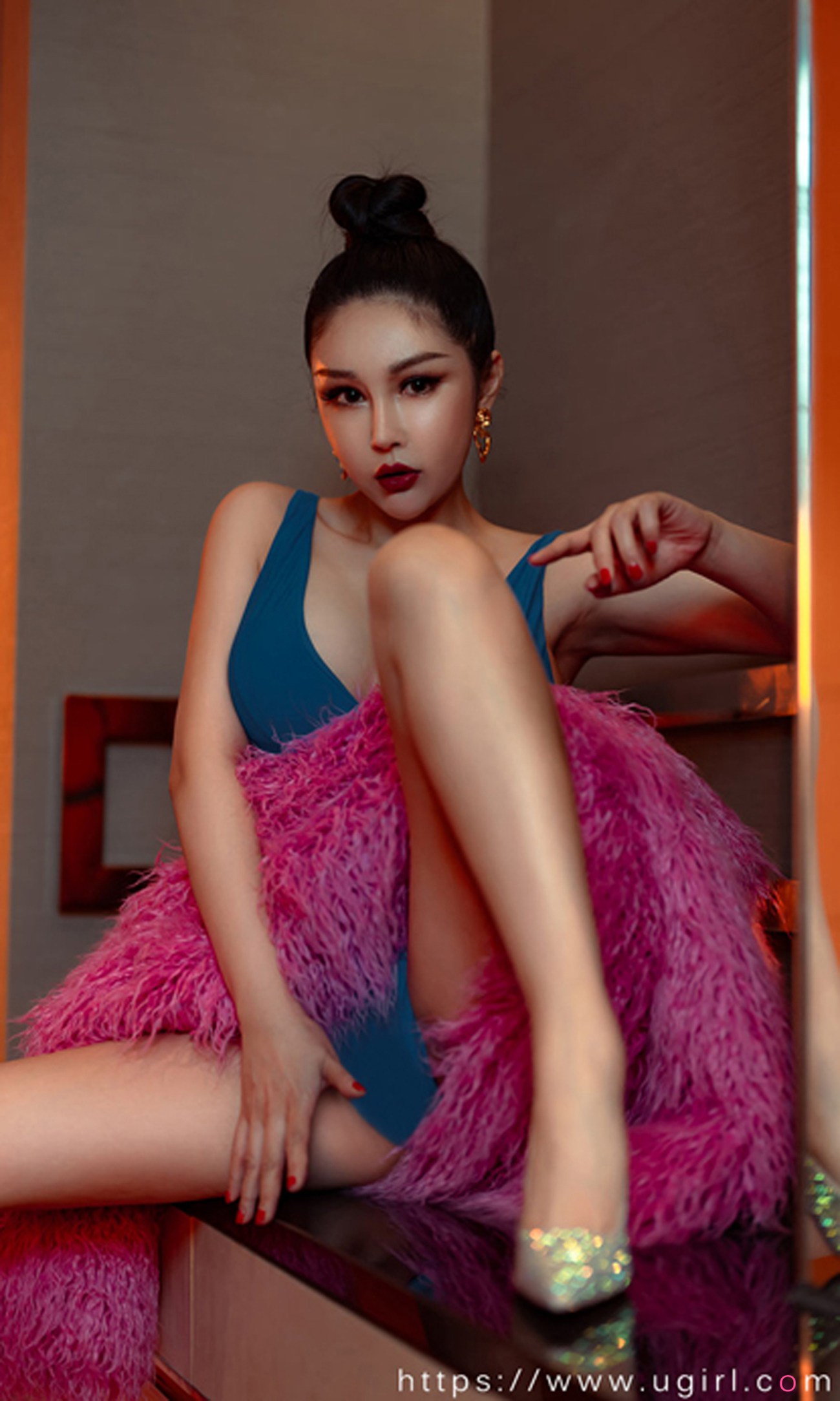 [爱尤物]2022 NO.2323 田冰冰 天生尤宠 [35P/34MB]