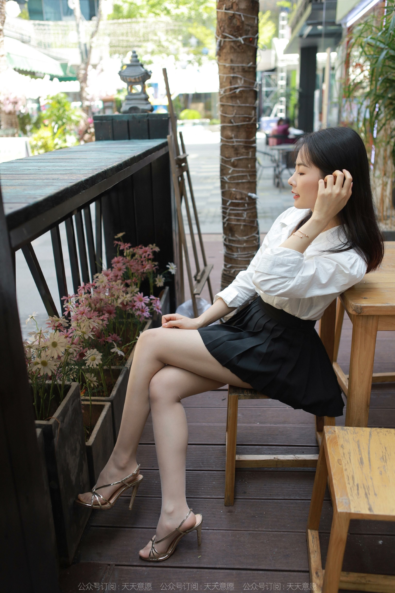 [IESS异思趣向] 耽丝 220329新人报道 小金 [88P/94MB]