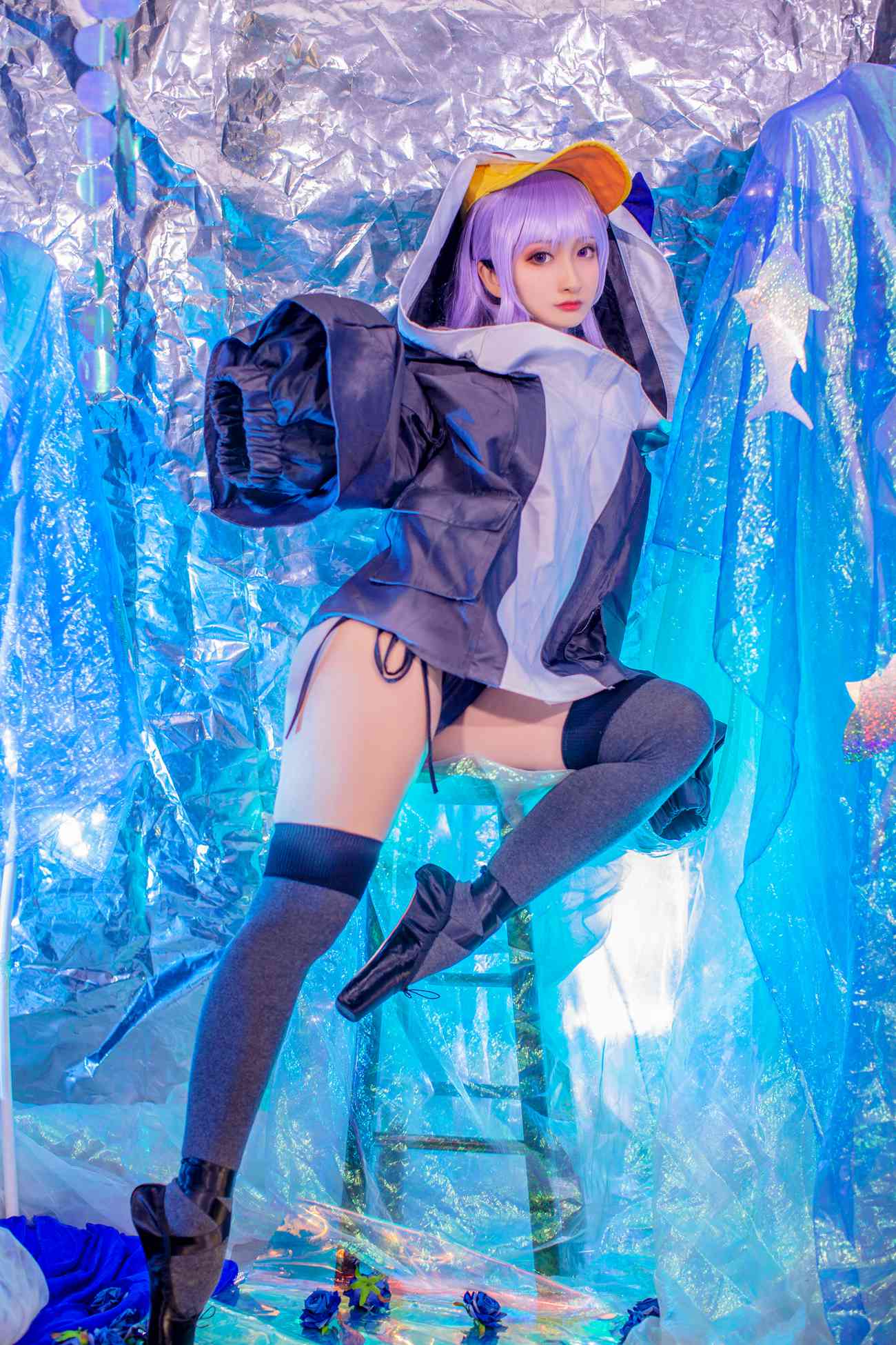 动漫博主洛璃LoLiSAMA - 水着莉莉丝 [32P/447MB]