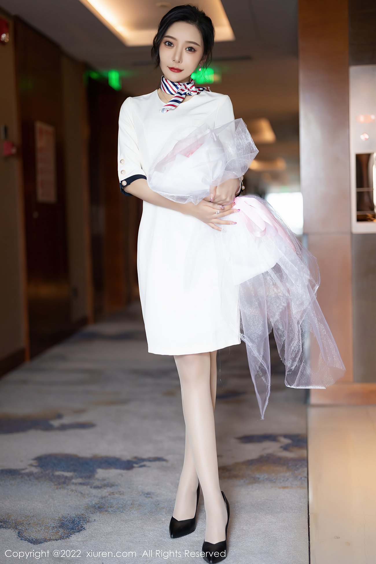 [Xiuren秀人网]2022.05.05 NO.4963 王馨瑶yanni[71+1P/589MB]