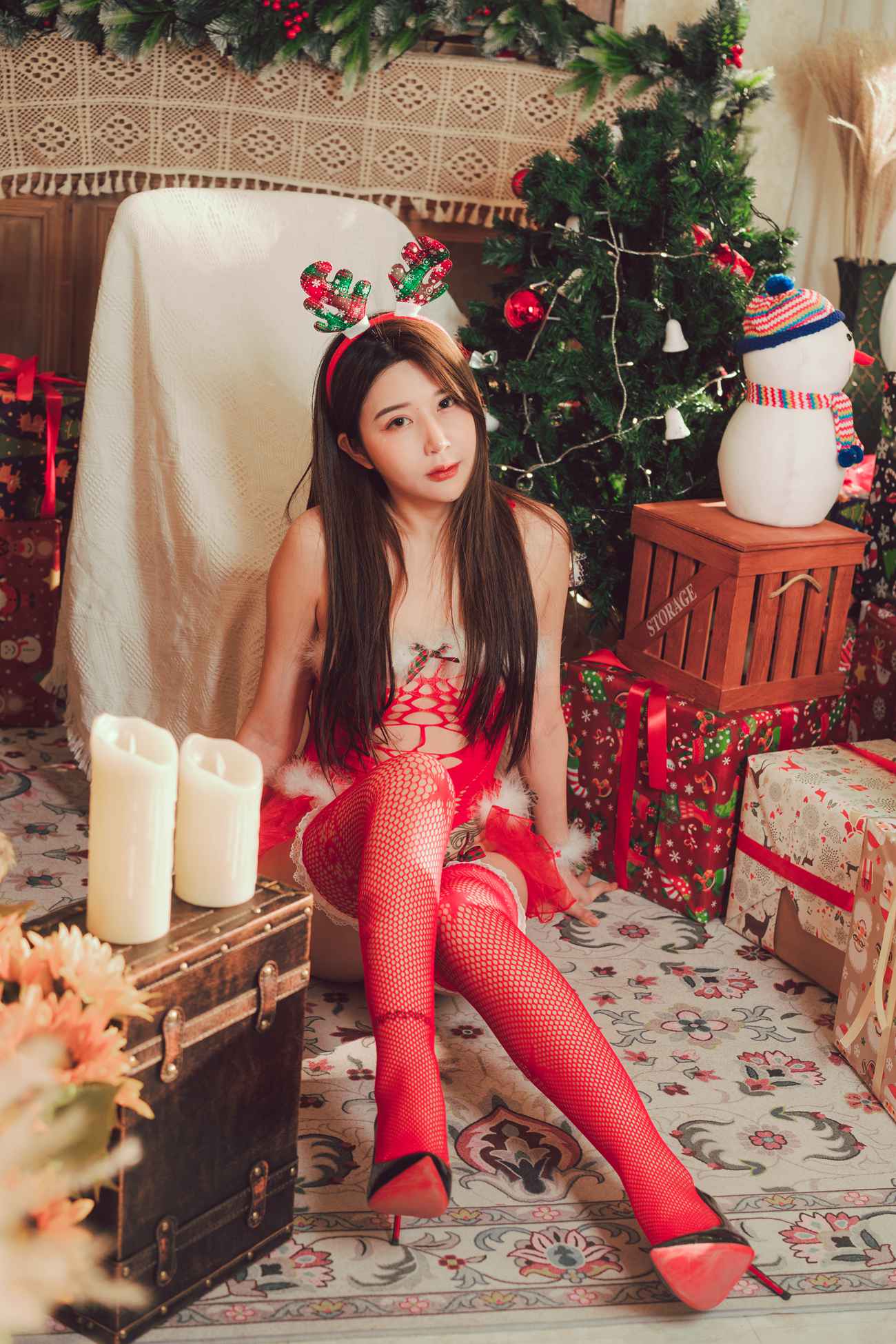 蜜蜜子Kimmie - 圣诞 [42P/2V/0.99GB]