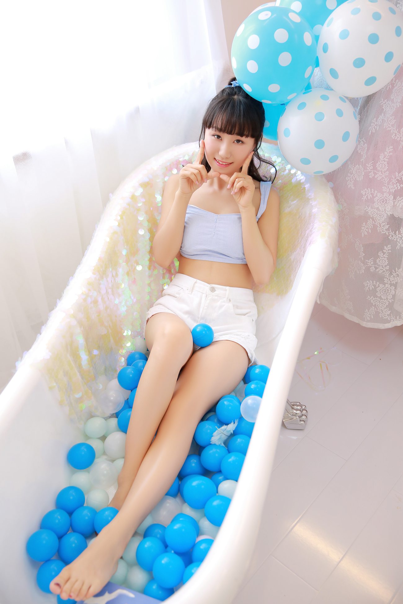 [YALAYI雅拉伊]2022.06.28 NO.948 青春时光[28+1P/239MB]