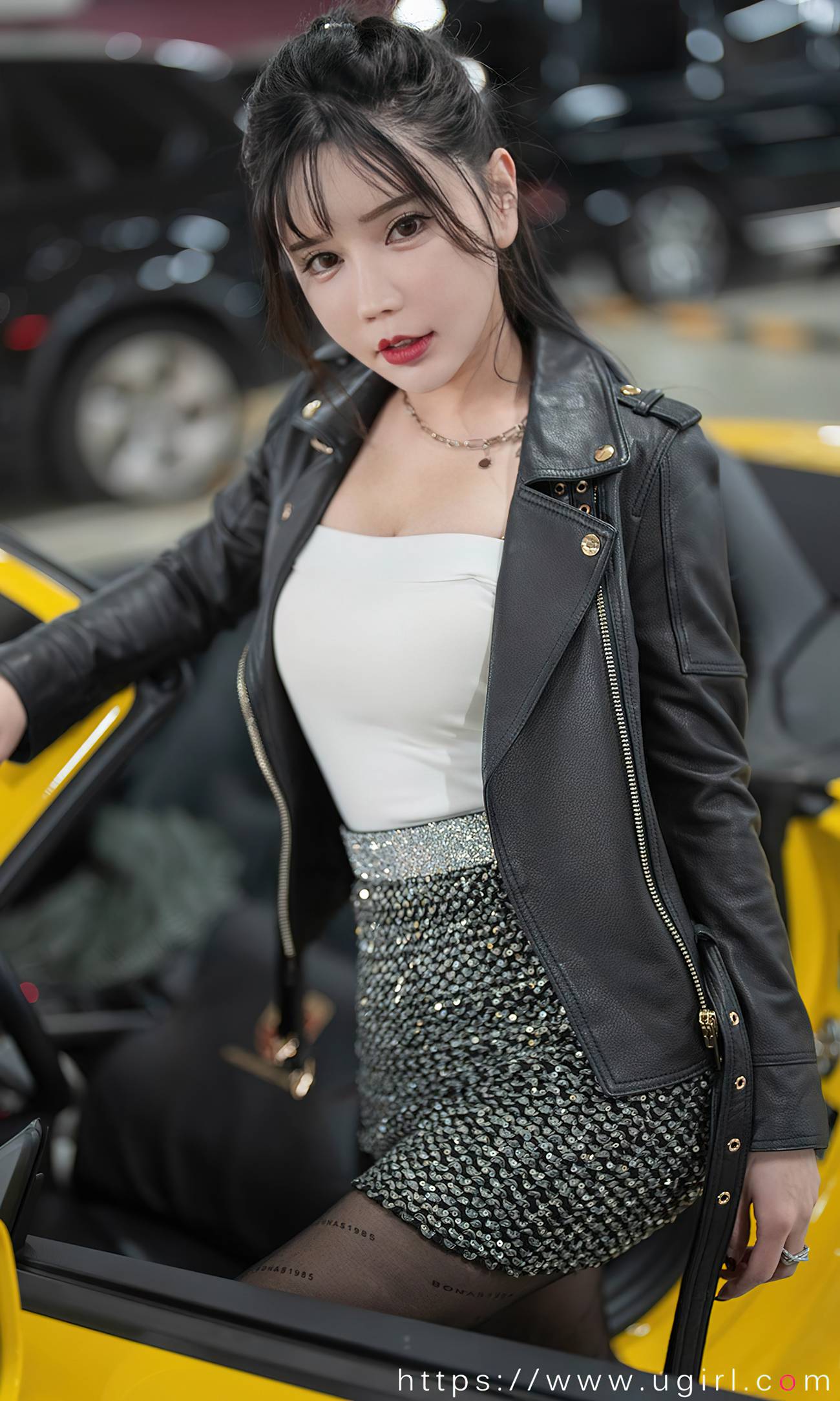 [爱尤物]2022 NO.2340 艾小青 跟我回家[35P/105MB]