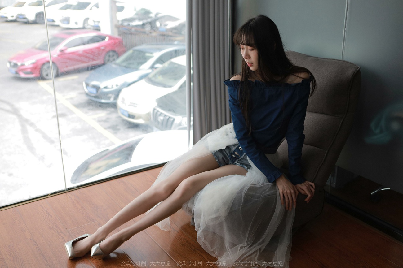 [IESS异思趣向]2022.03.31 丝享家1045：团团《长腿白纱》[95P/145MB]