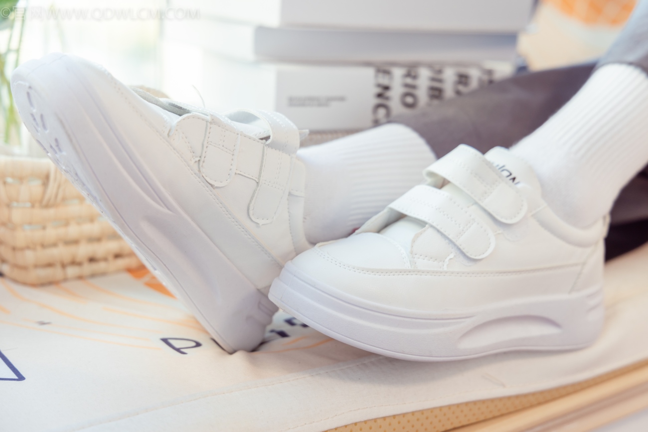 物恋传媒 NO.1085 米米-与可爱相伴[143P/1V/3.58GB]