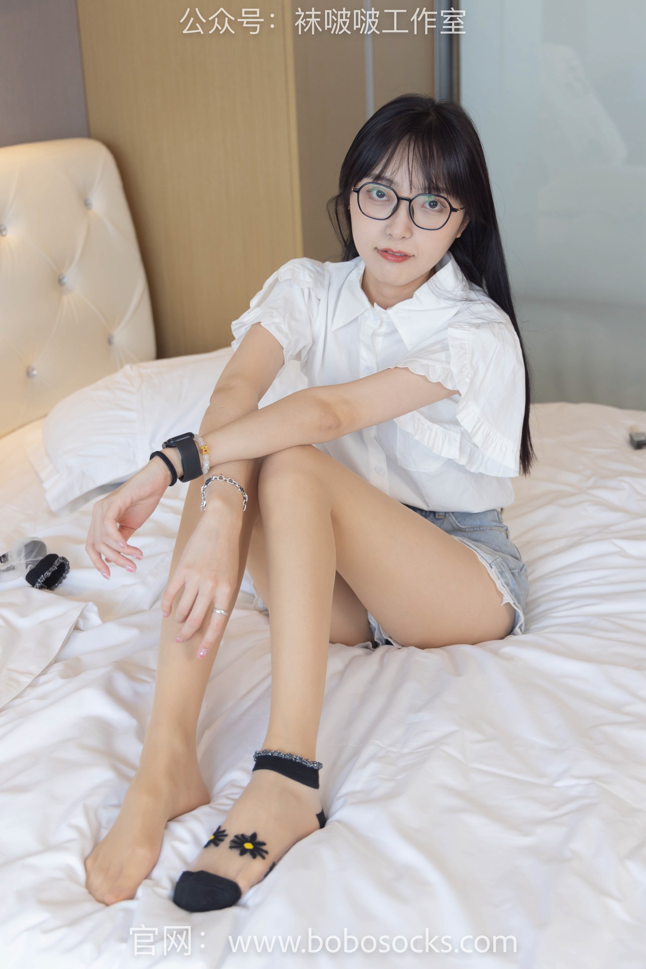 [BoBoSocks袜啵啵]NO.097 稚予-板鞋、玻璃丝短袜、肉丝[140P/1V/3.64GB]