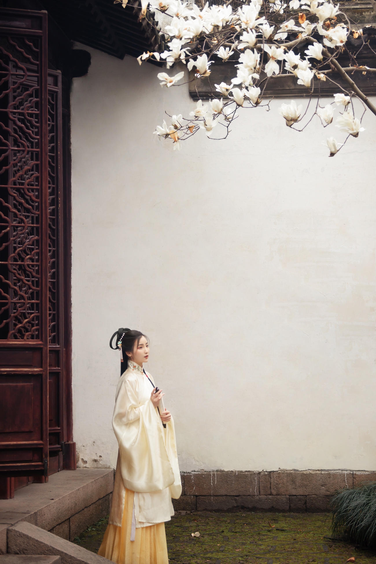 [YITUYU艺图语] 2021.05.10 玉兰 金儿 [23P/440MB]