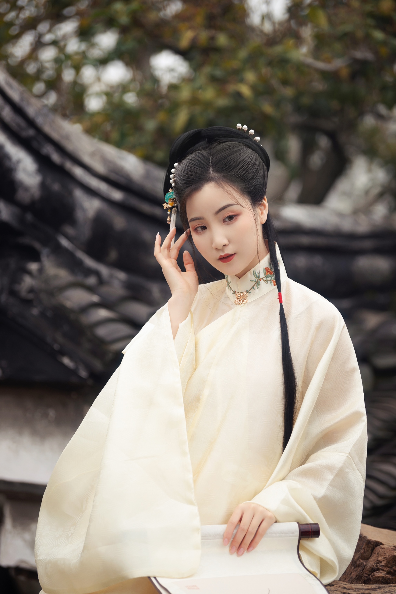 [YITUYU艺图语] 2021.05.10 玉兰 金儿 [23P/440MB]