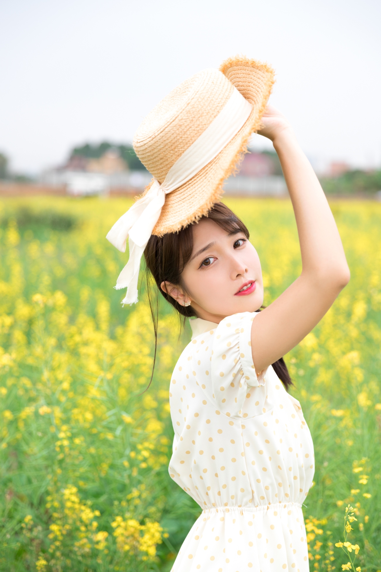 [YITUYU艺图语] 2021.04.01 生如夏花 [25P/308MB]