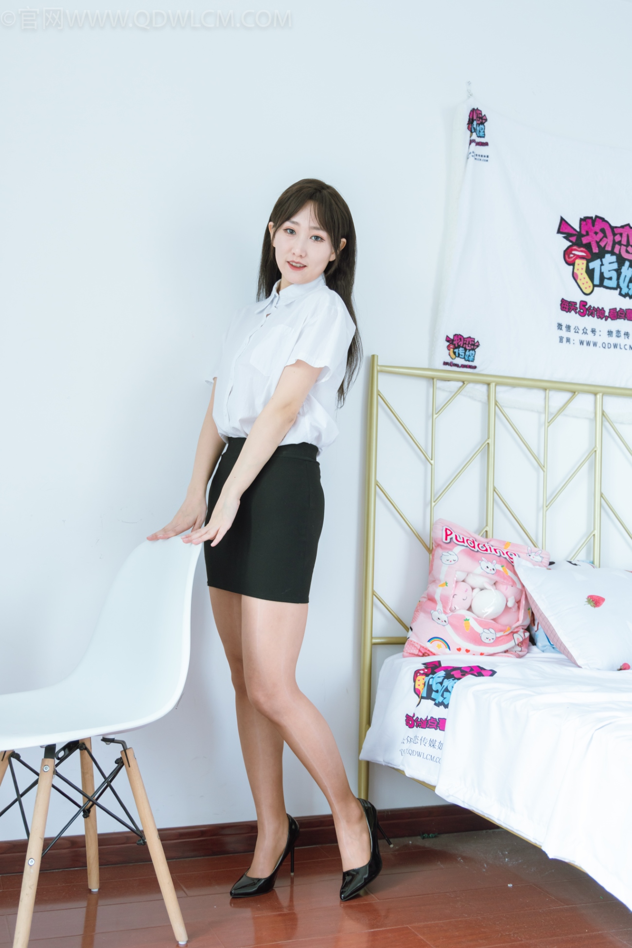 物恋传媒 NO.1116 君君-今日份的OL风姐姐[140P/1V/4.06GB]