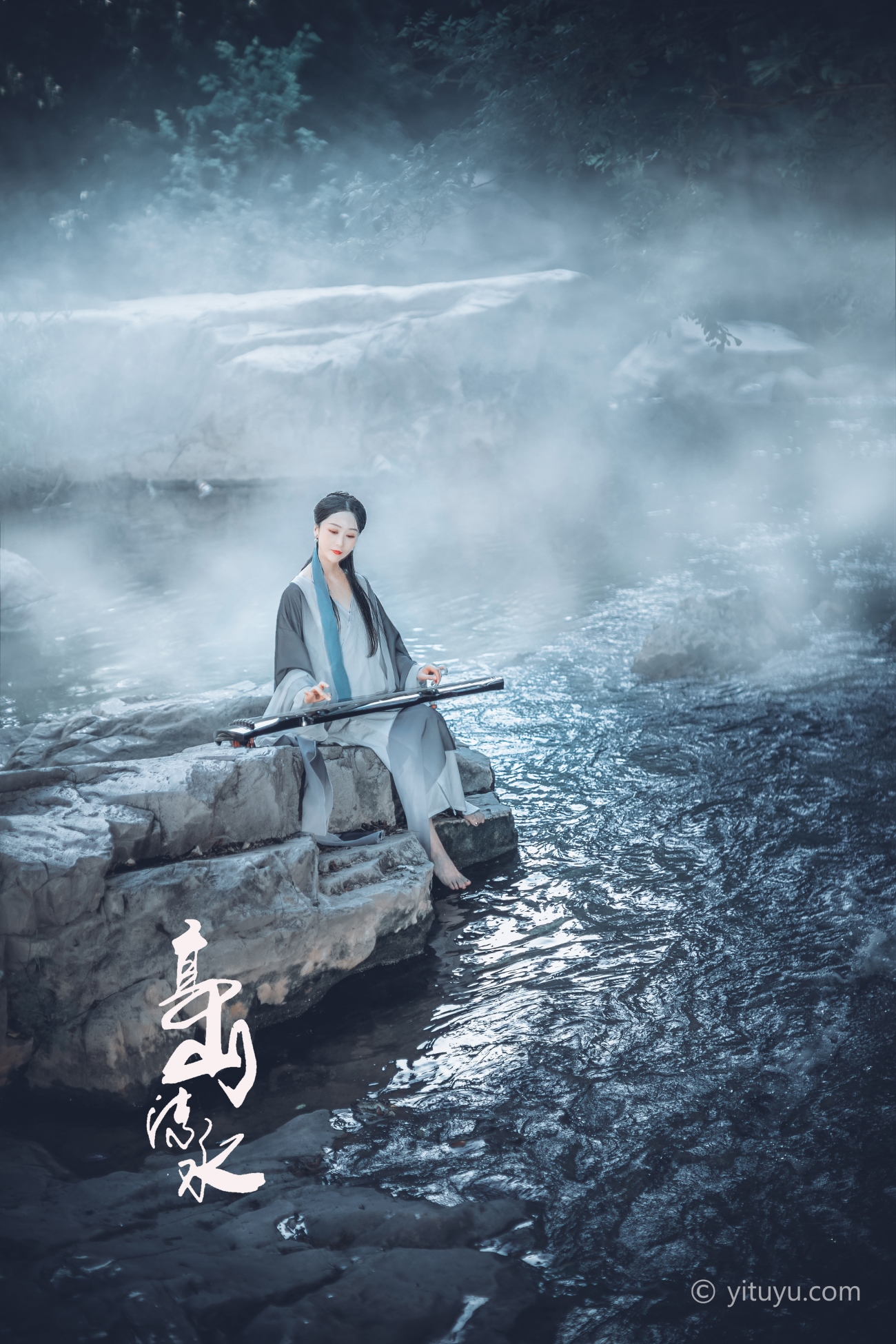 [YITUYU艺图语] 2021.07.05 高山流水 沐溪&亚丽 [33P/340MB]