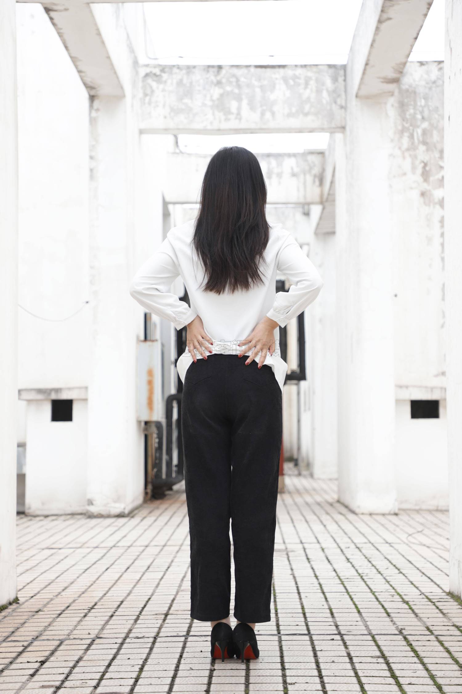 [SiHua思话]SJ054 橙子 职场气质[48P/39.7MB]