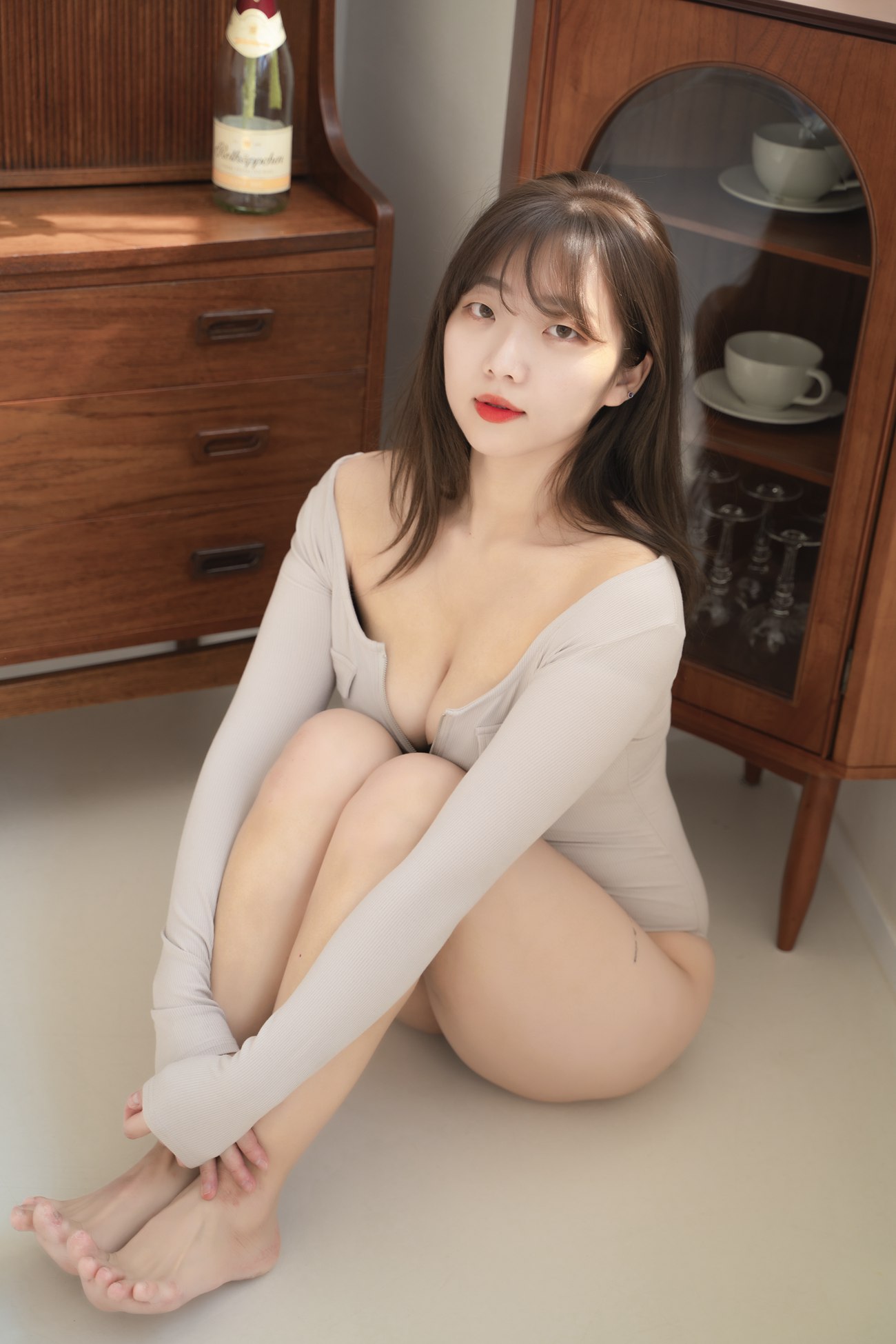 Koby - Home [63P/954MB]