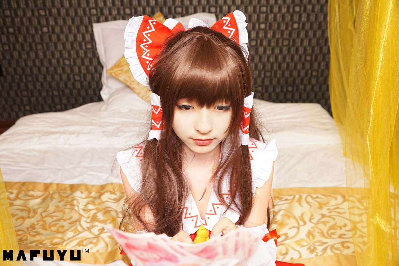 神楽板真冬 - COS Reimu猫娘系列套图[104P/1.75GB]