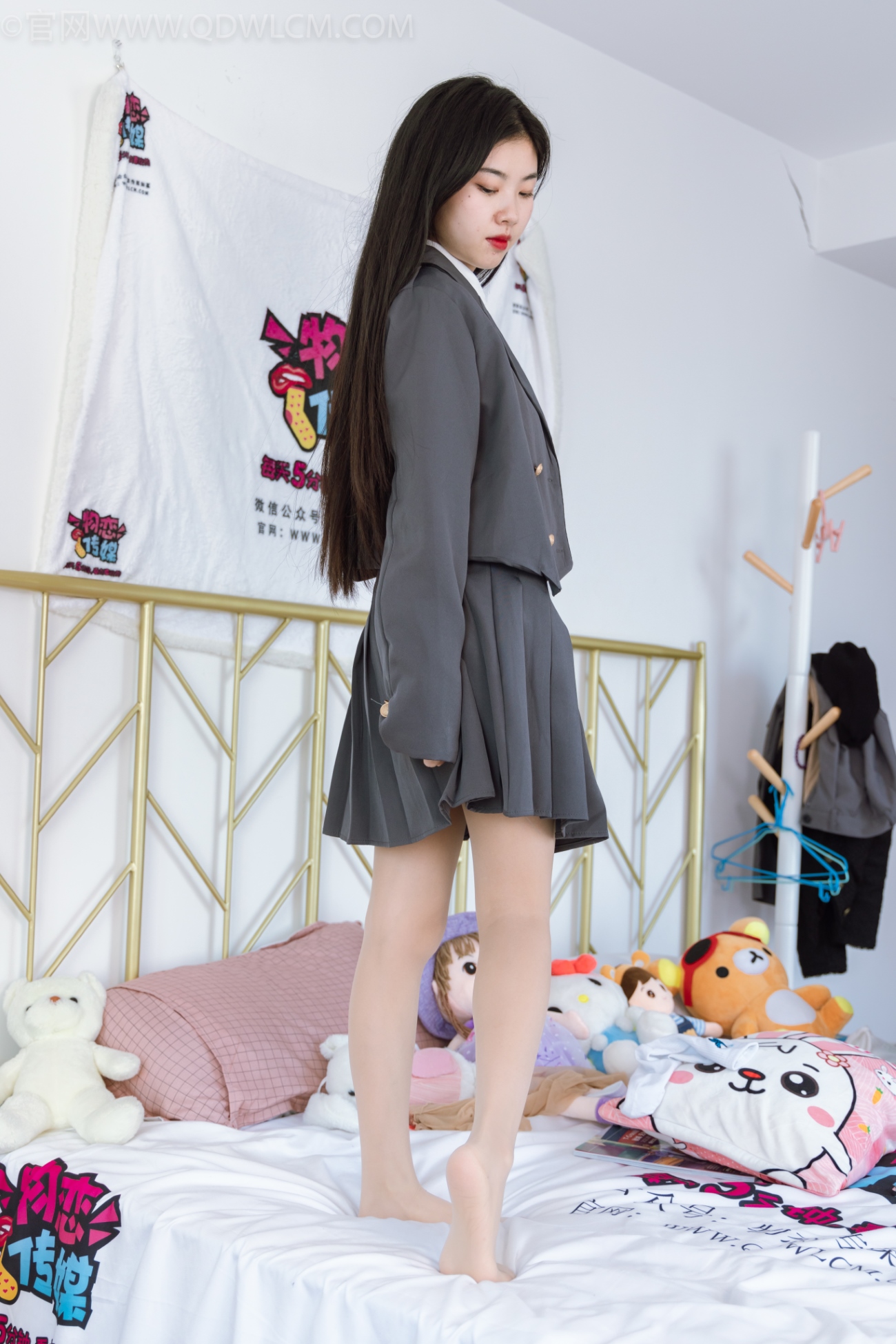 物恋传媒 NO.1132 米米-学院派[140P/1V/3.99GB]